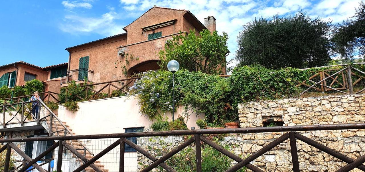 Casa Vacanze Mombrino فينالي ليغوري المظهر الخارجي الصورة