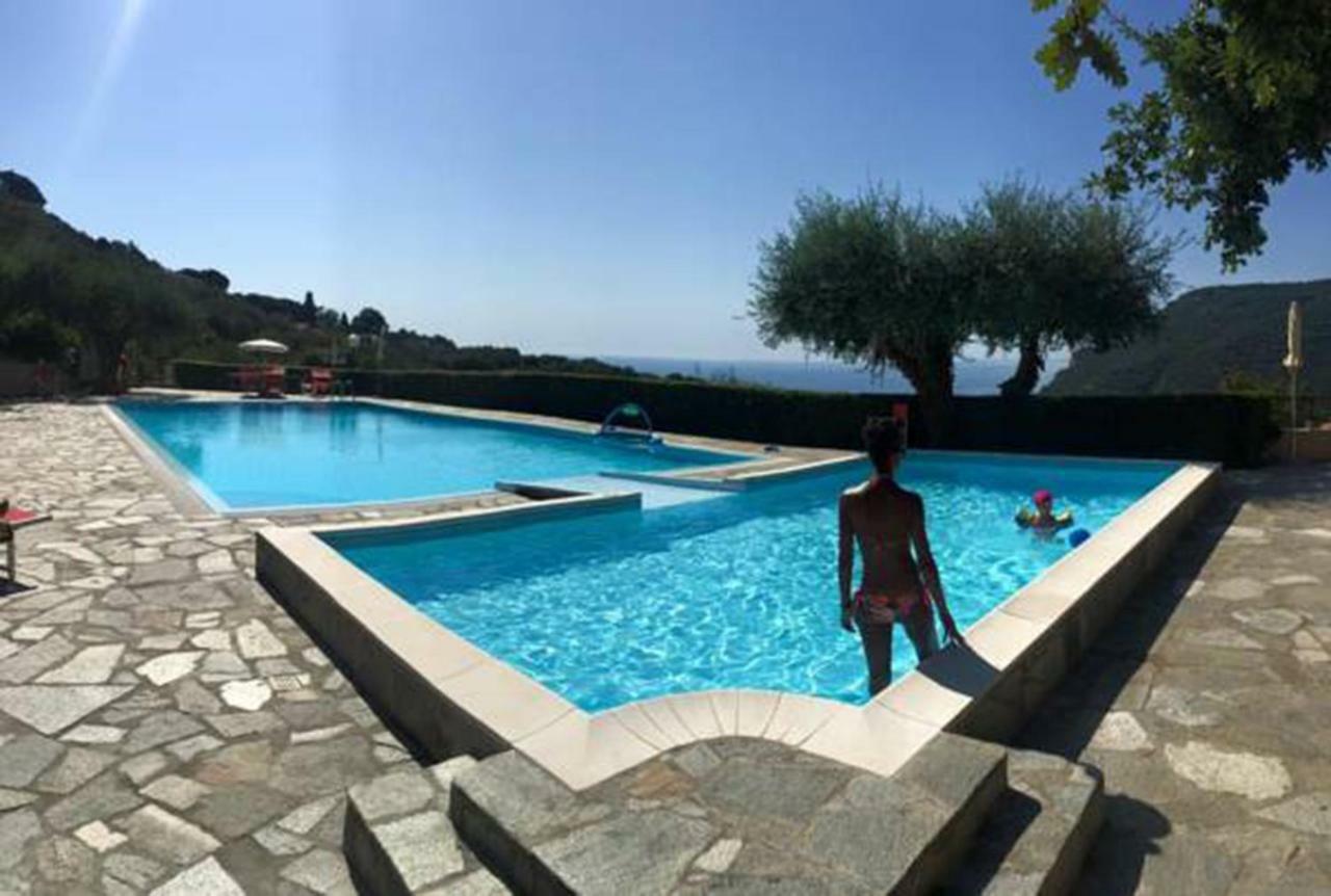 Casa Vacanze Mombrino فينالي ليغوري المظهر الخارجي الصورة